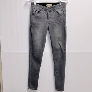 Democracy Jeans “Ab”solution Skinny Jean Size 2 B50